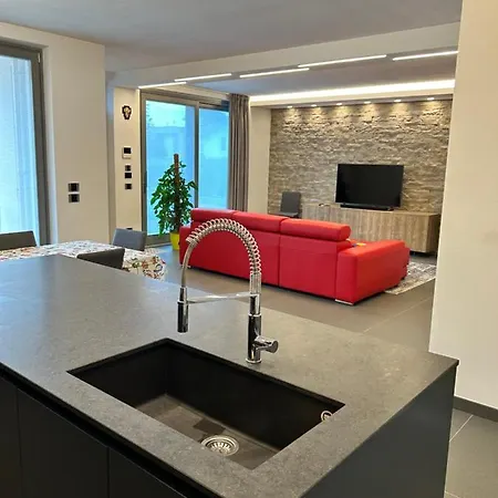 Casa Di Marco 佩斯坎蒂那